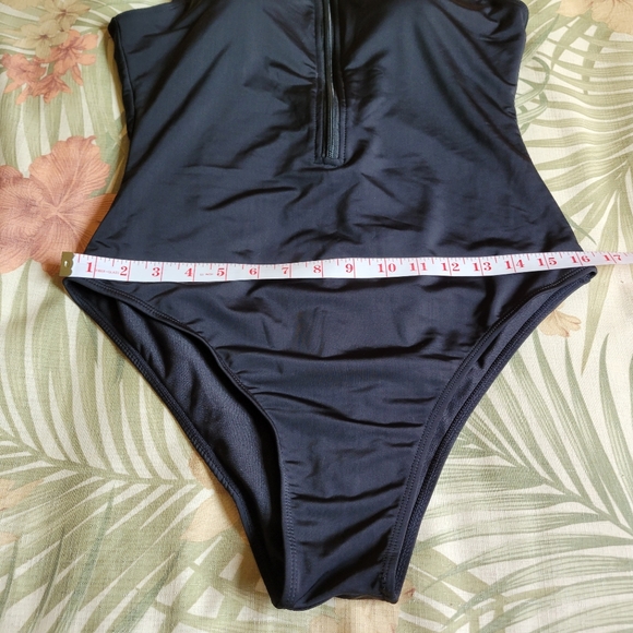 3/$25 NWOT Shein One Piece Swimwear Zip Up Front Black Scuba 0XL - Picture 9 of 12